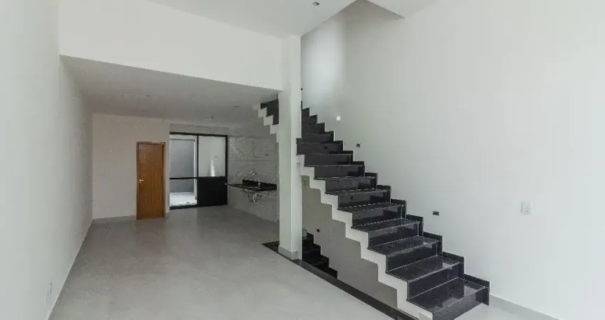 Sobrado Jardim França 3 dormitórios, 1 suíte, 3 vagas