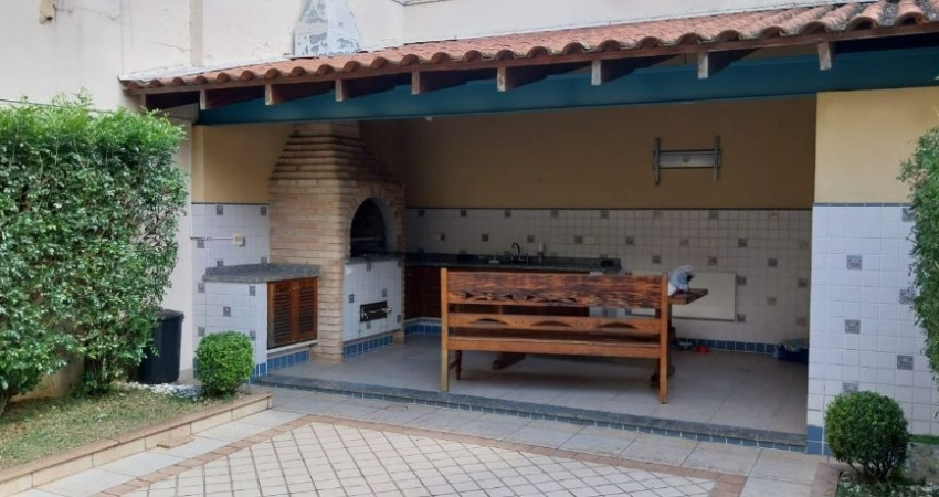 Casa Térrea Espaçosa no Jardim São Paulo!
