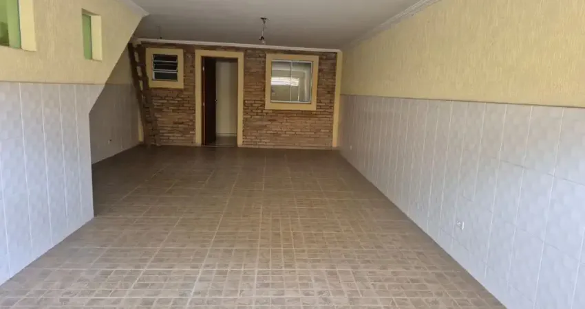 Casa à Venda no Jardim São Paulo – 3 Suítes, 217m², rua Tranquila e Valorizada | ZN de SP