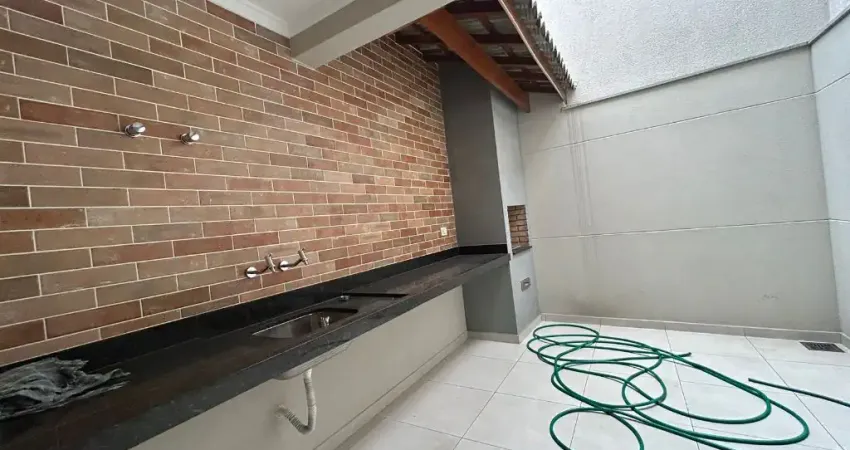 Casa com 3 quartos à venda na Rua José Osvaldo, Vila Gustavo, São Paulo