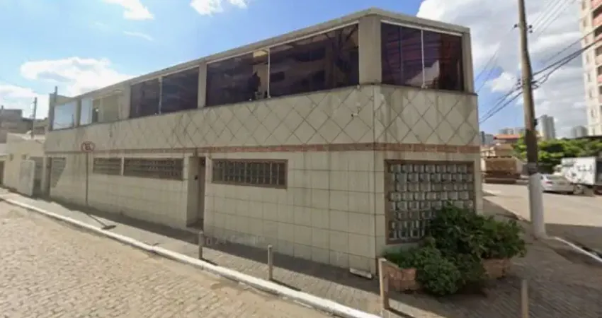 Casa à venda | 520 m² | 7 dormitórios (1 suíte) | 5 vagas na vila maria!