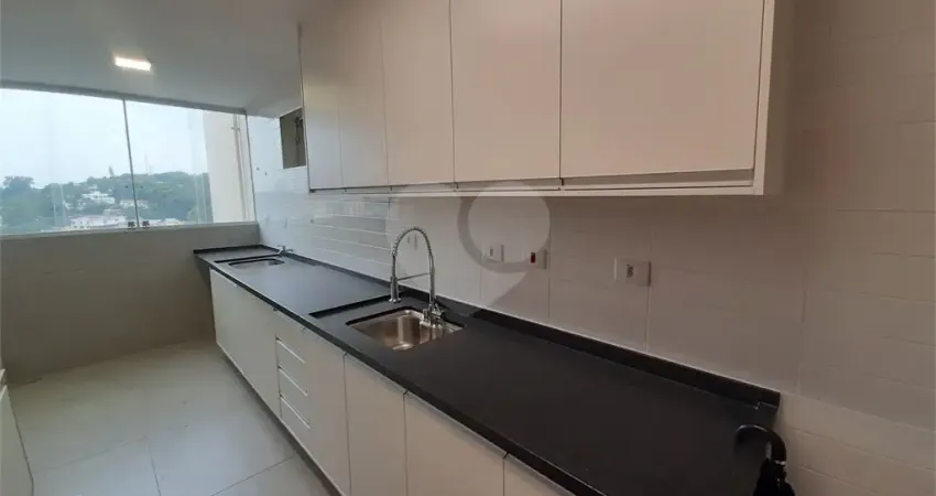 Lindo apartamento  à venda, na Rua Bento Araújo, Condomínio Moradas da Cantareira, com 3 quartos, sendo 1 suíte, + 1 banheiro, 1 vaga de garagem, sala ampliada com fechamento em vidro,