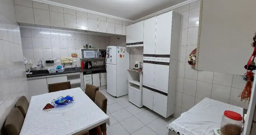 Casa Térrea com 02 dormitórios 01 vaga e quintal - Jaçanã/SP