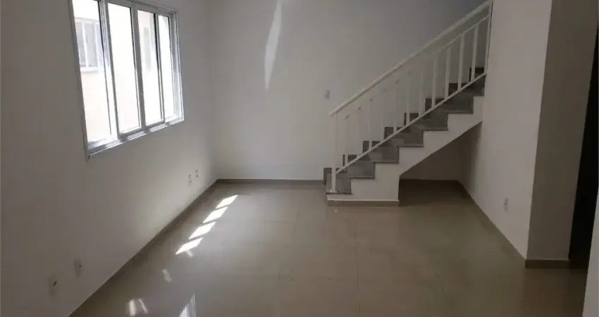 Casa em condomínio fechado com 3 quartos à venda na Rua Francisca Maria de Souza, Parada Inglesa, São Paulo