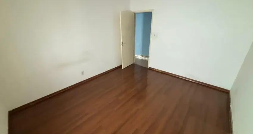 Casa comercial com 1 sala para alugar na Rua Fabrício Correa, Vila Mazzei, São Paulo