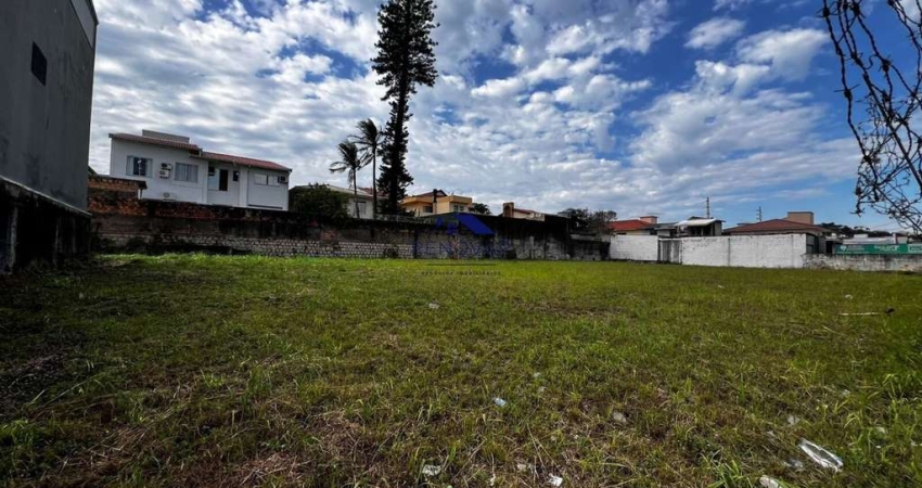 Terreno com 1.330m² e Viabilidade para 23 Pavimentos – Capoeiras, Florianópolis