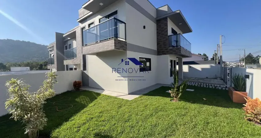 Excelente Sobrado com Suíte, Quintal e 132m² – Jardim Botânico, São José/SC