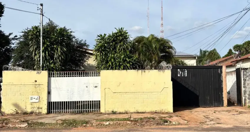 Casa com 2 quartos à venda na Rua Brás Cubas, 217, Vila Carvalho, Campo Grande