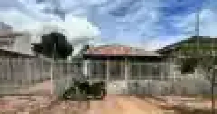 Casa com 3 quartos à venda na Rua Piriá, Guanandi, Campo Grande