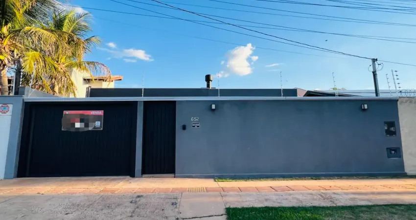 Casa à venda na Rua Tinhorão, Cidade Jardim, Campo Grande