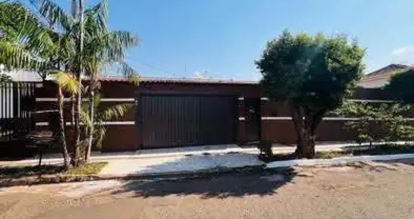 Casa com 4 quartos à venda na Rua Portugal, Jardim América, Campo Grande