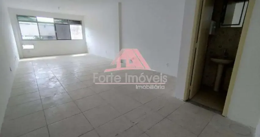 Sala comercial para alugar na Estrada do Monteiro, Campo Grande, Rio de Janeiro