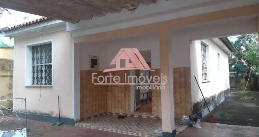 Casa Linear com 2 dormitório no Bairro São Jorge - Campo Grande /RJ