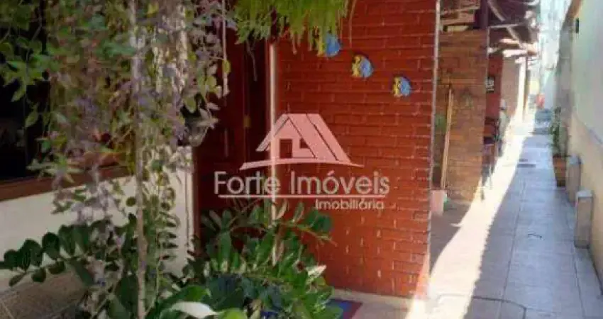 Casa Duplex 2 quartos sendo 1 suíte no Bairro São Jorge - CG/RJ