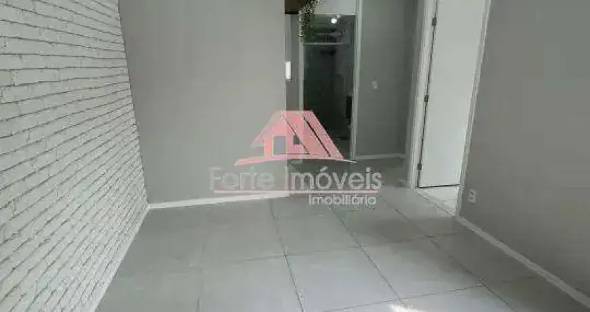 Apartamento Térreo, 2 Quartos no Condomínio Villagio Ventura / Santa Cruz - RJ