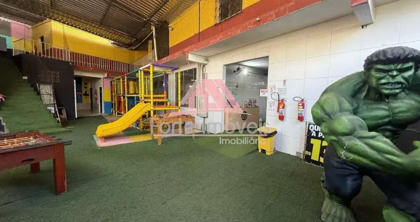 Barracão / Galpão / Depósito para alugar na Estrada General Afonso de Carvalho, Padre Miguel, Rio de Janeiro