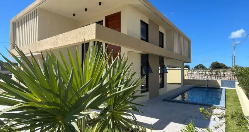 BELÍSSIMA CASA EM CONDOMINIO FECHADO, COM  ÁREA DE LAZER COMPLETA.