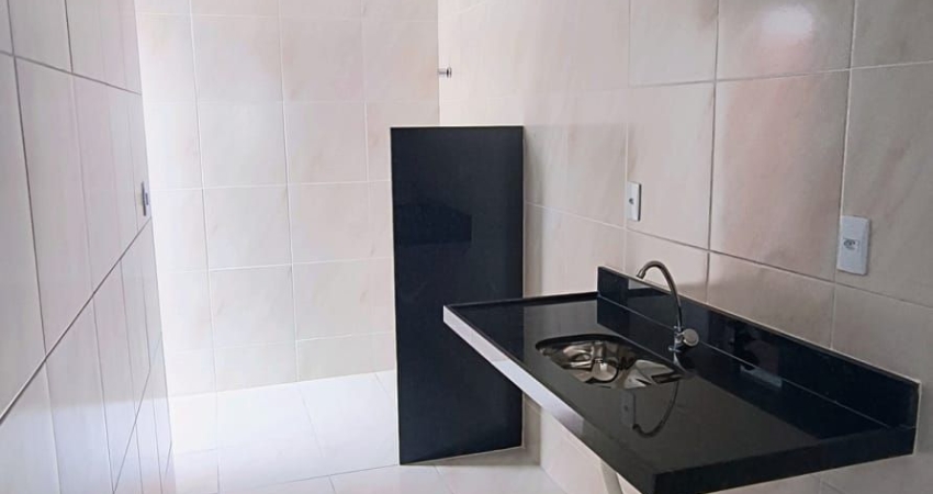 EXCELENTE CASA EM RESIDENCIAL, ÓTIMO ACABAMENTO E BOA LOCALIZAÇÃO