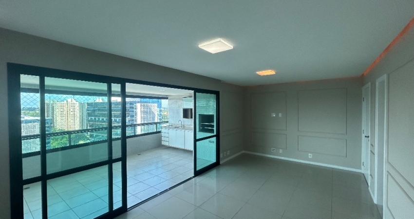 Apartamento com 3 quartos para alugar na Avenida Luís Viana, 6312, Patamares, Salvador