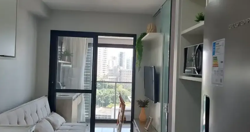 Apartamento de 32 m², com 1/4 e sala, cozinha e com varanda, graça
