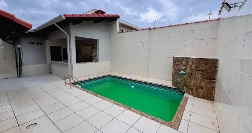 Casa Alto Padrão com Piscina e 3 Suítes – Mobiliada e Pronta para Morar!