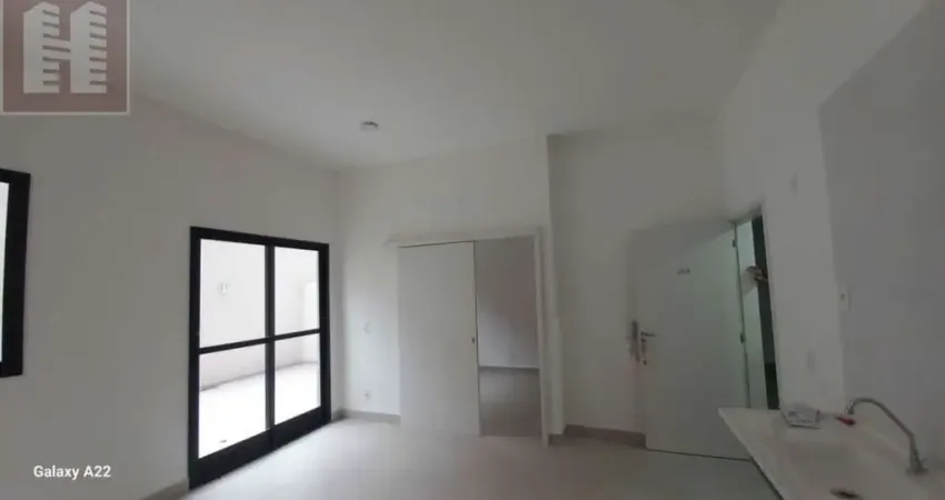 Prédio novo -  nunca habitado  Apartamento localizado no térreo com quintal privativo. Infraestrutur