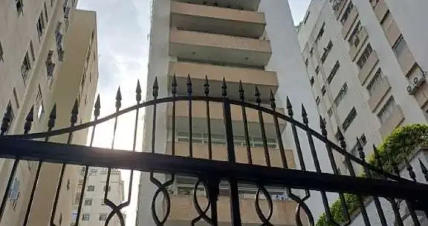 Apto em Higienópolis! Amplo! Sala 3 ambientes - Sala de tv- Sala de jantar- 4 Dormitórios sendo 3 Su