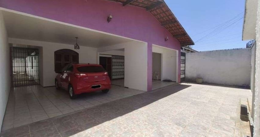 Casa para venda | 360 m² | 3 Suítes | Garagem para 5 carros | 5 banheiros