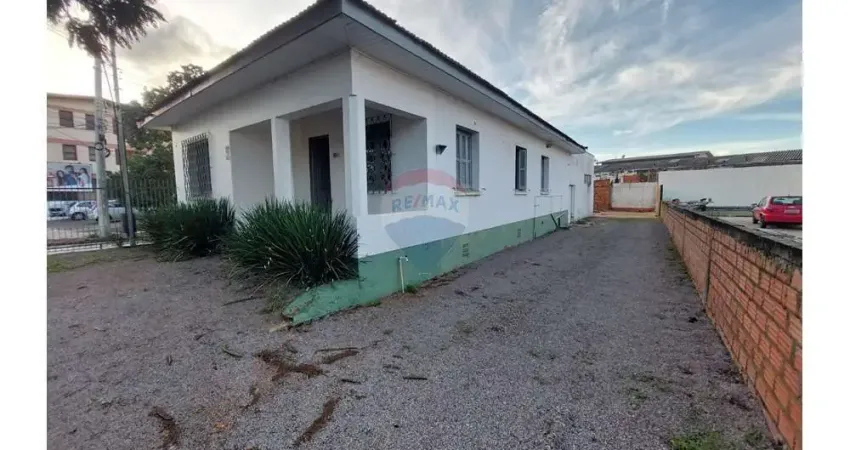 Casa Comercial