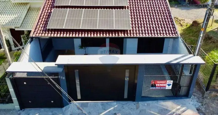 CASA EM PASSO FUNDO 3 SUÍTES (DORMITÓRIOS) COM PISCINA E QUIOSQUE NO BAIRRO PETRÓPOLIS