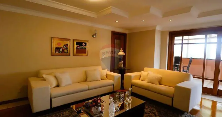 Vende-se Apartamento por Andar com 3 Suítes em um Condomínio Exclusivo na Vila Rodrigues