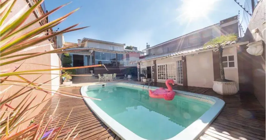 Casa 4 quartos com piscina e salão de festas ao lado do PF Shopping