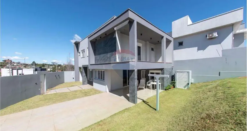 Casa com 3 suítes em lote de 323m2 de esquina no bairro cidade nova