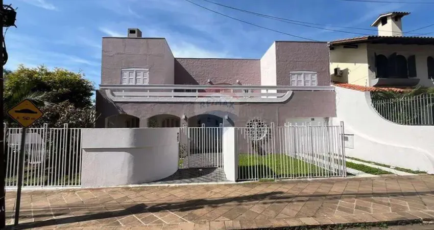 Casa com 5 quartos para alugar no Centro, Passo Fundo