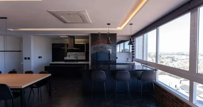 Excelente apartamento, três suítes e três box de garagem! todo mobiliado!