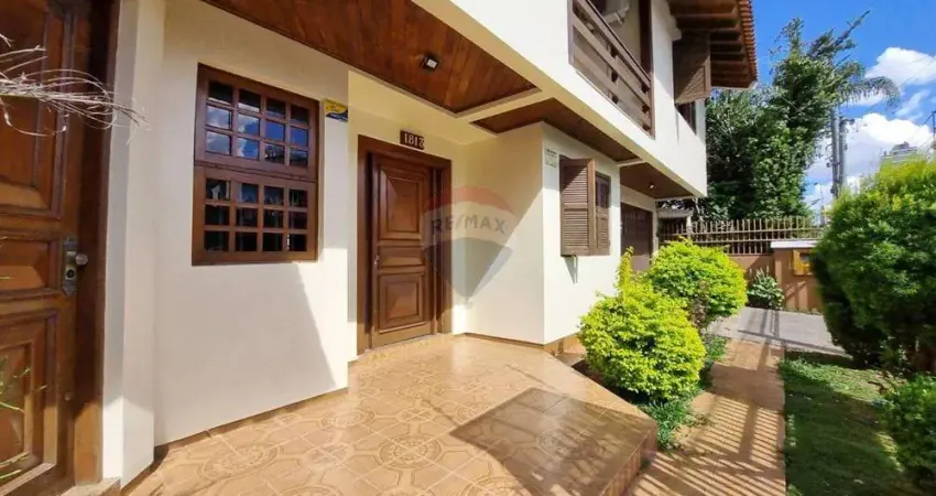 Casa com 4 quartos para alugar no Centro, Passo Fundo 