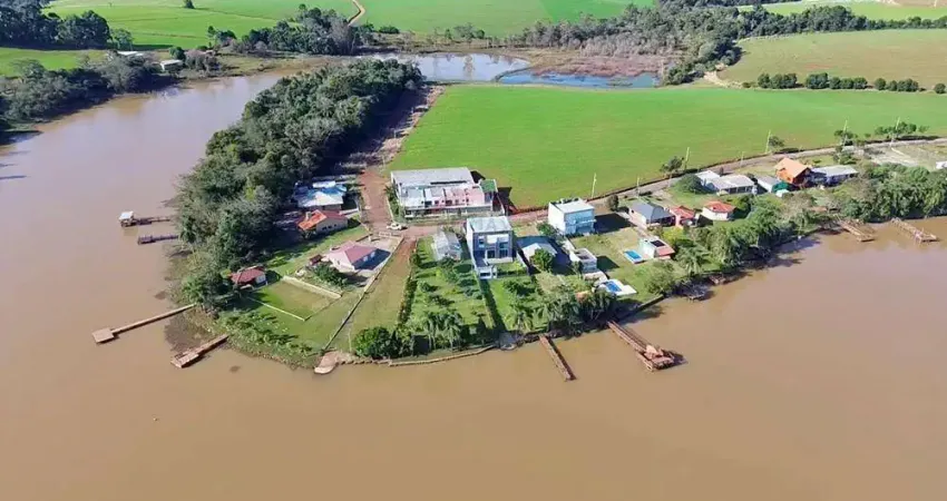 Casa com 2 quartos à venda no Centro, Nicolau Vergueiro