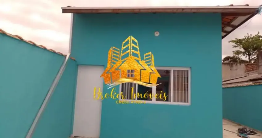 Belíssima casa no gaivotas caraguatatuba, próximo a farmácias e comércios do bairro