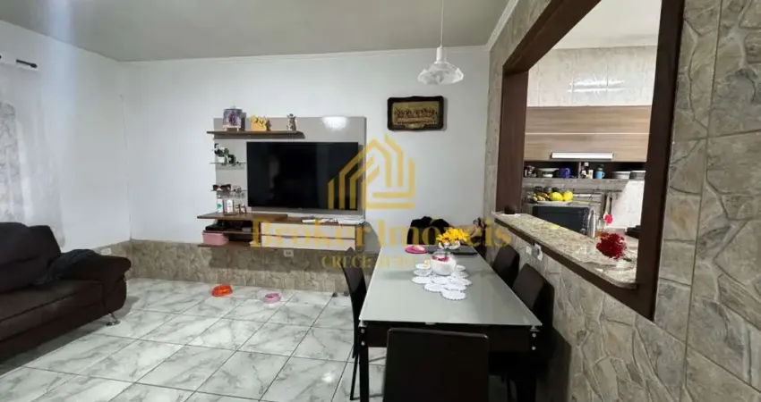 Sobrado na prainha com localização privilegiada perto da praia e de tudo o que você precisa para viver bem.