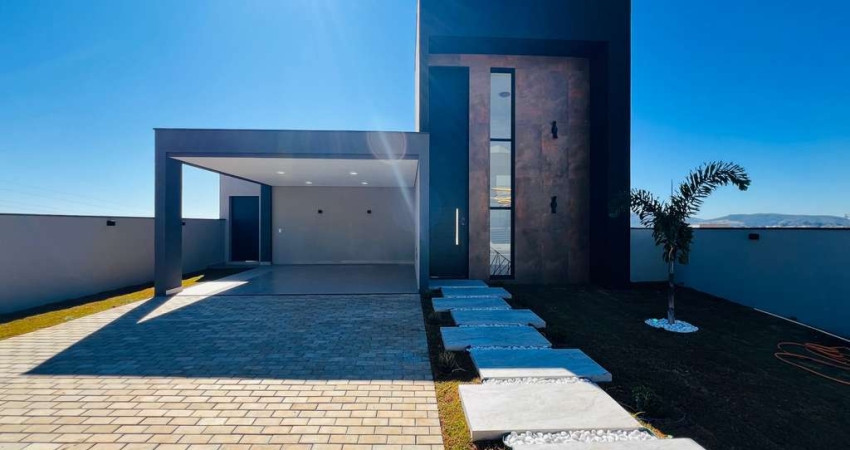 Imperdível: Casa em Condomínio à venda em Bragança Paulista-SP, 3 quartos, 3 suítes, 2 salas, 4 vagas de garagem, 190m².
