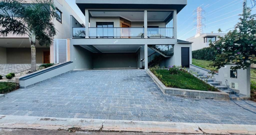 Casa à venda no Condomínio Vale das Águas em Bragança Paulista-SP