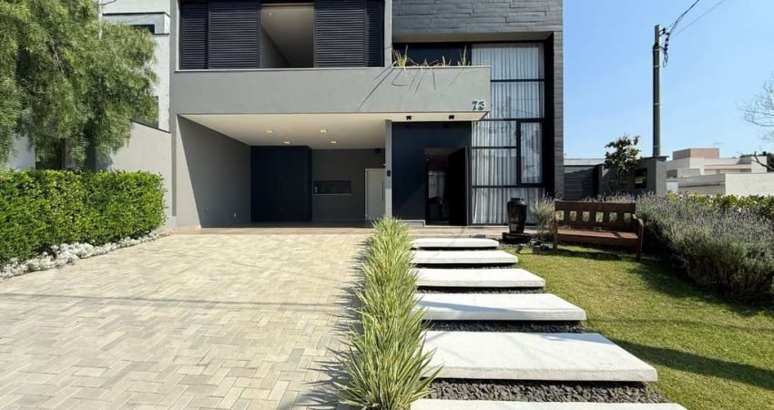 Casa de alto padrão no Condomínio Residencial Euroville II em Bragança Paulista-SP: 3 quartos, 2 suítes, 3 salas, 4 banheiros, 4 vagas, 270m².