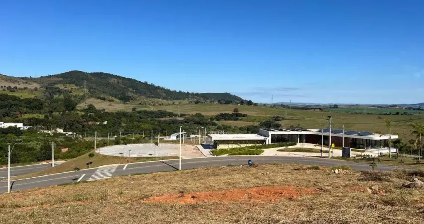 Terreno à venda no Condomínio Teriva Innova em Bragança Paulista-SP,  com 450,00 m² de área.