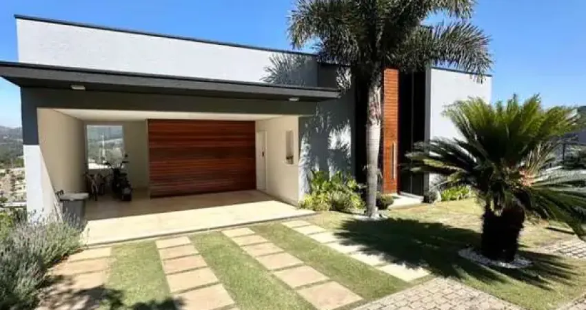 Casa à venda ou Locação no Condomínio Vale das Águas em Bragança Paulista-SP