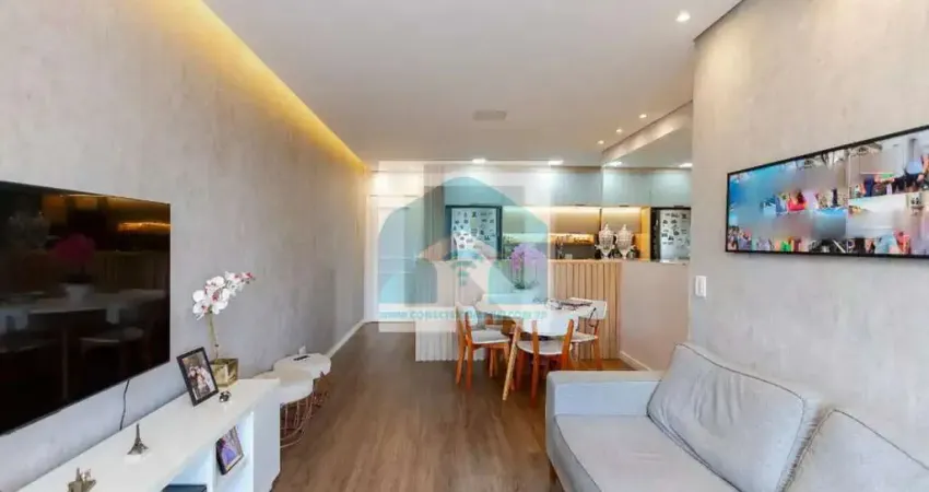 Apartamento Reformado no Brooklin ? 2 Dormitórios (Planta Original de 3) com Acabamento de Alto Padr