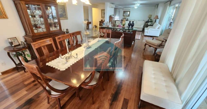 Apartamento Campo Belo, 346m² ,3 suites e 5 vagas , sendo 1 box,com lazer