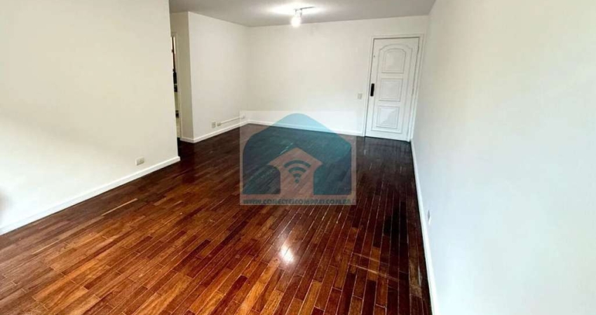 Moema com tres dormitórios. area util 188