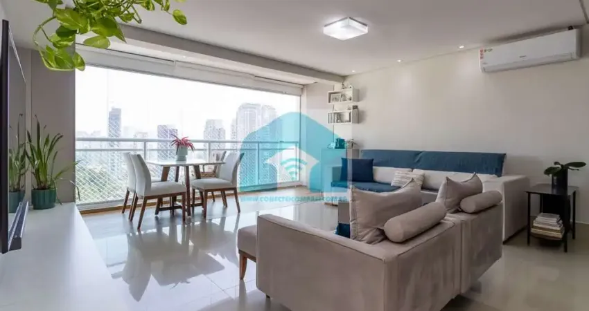 Cobertura duplex mobiliada no Brooklin com amplo terraço e vista livre 154m²