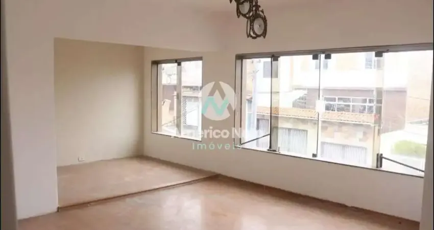 Casa com 2 quartos à venda na Rua Otávio Mangabeira, Osvaldo Cruz, São Caetano do Sul