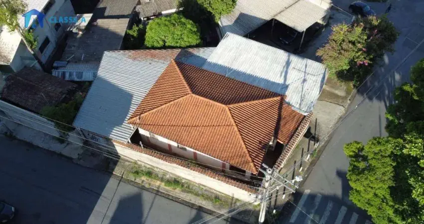 Classe A Imóveis apresenta: Oficina em Localização Privilegiada